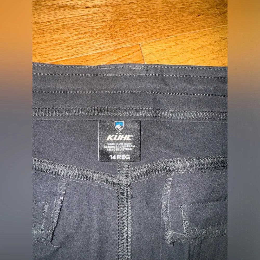 Kuhl Cargo Pants - Picture 3 of 4